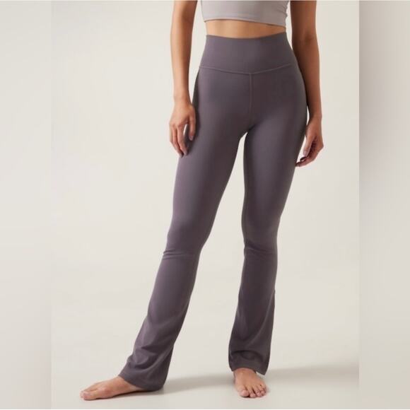 Athleta Pants Womens Large Purple Transcend Slim Yoga Bootcut Pilates Athleisure - Picture 1 of 12